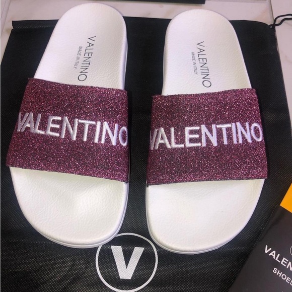 NEW VALENTINO SLIDES - Picture 6 of 8